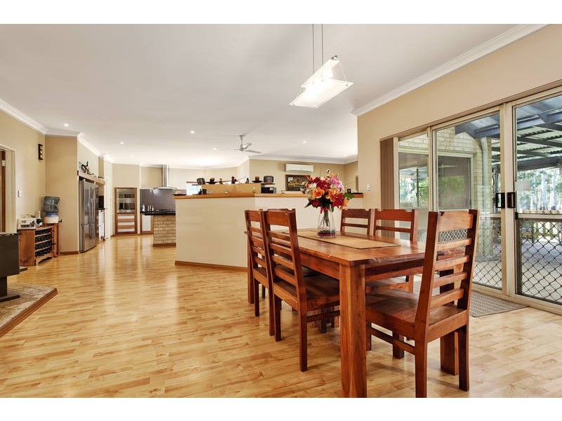 68 Swamp Gum Road, Oakford WA 6121