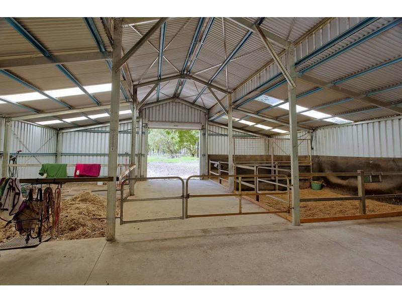 68 Swamp Gum Road, Oakford WA 6121