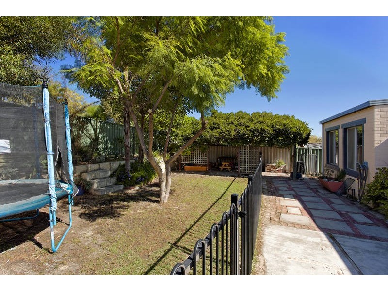 7 Halstead Street, Hamilton Hill WA 6163