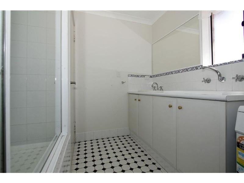 4/6 Paddington Court, Bibra Lake WA 6163