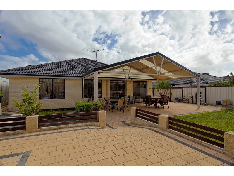 19 Sandleford Way, Hammond Park WA 6164