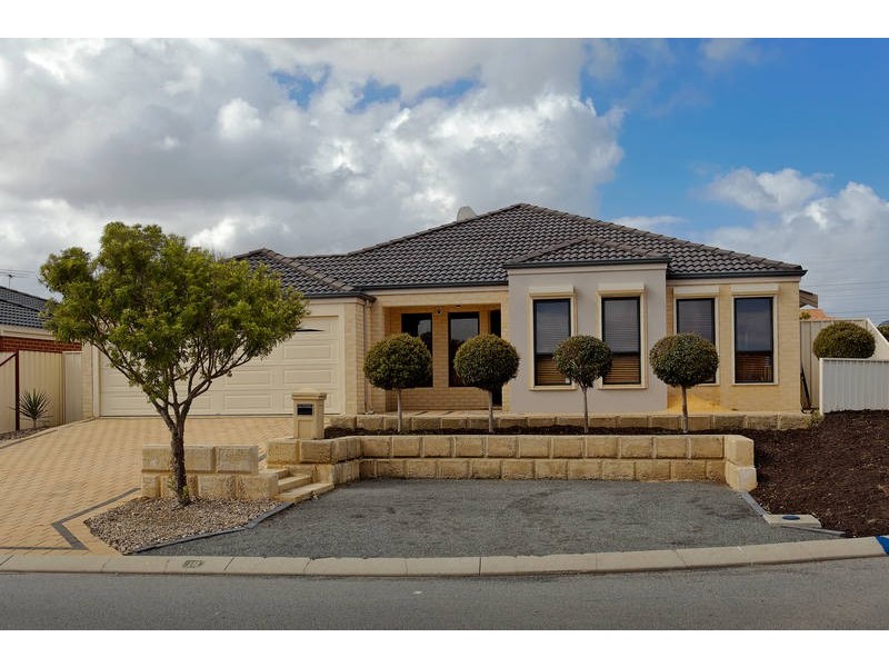 19 Sandleford Way, Hammond Park WA 6164