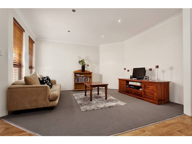 19 Sandleford Way, Hammond Park WA 6164