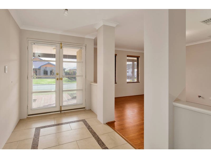7 Grampian Crescent, Aubin Grove WA 6164