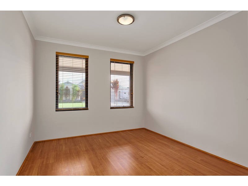7 Grampian Crescent, Aubin Grove WA 6164