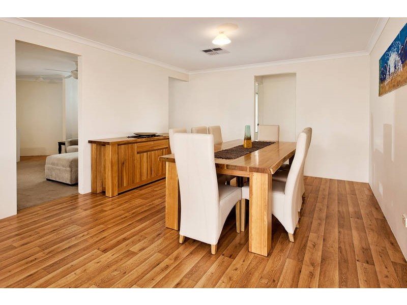 1 Ledden Court, Success WA 6164