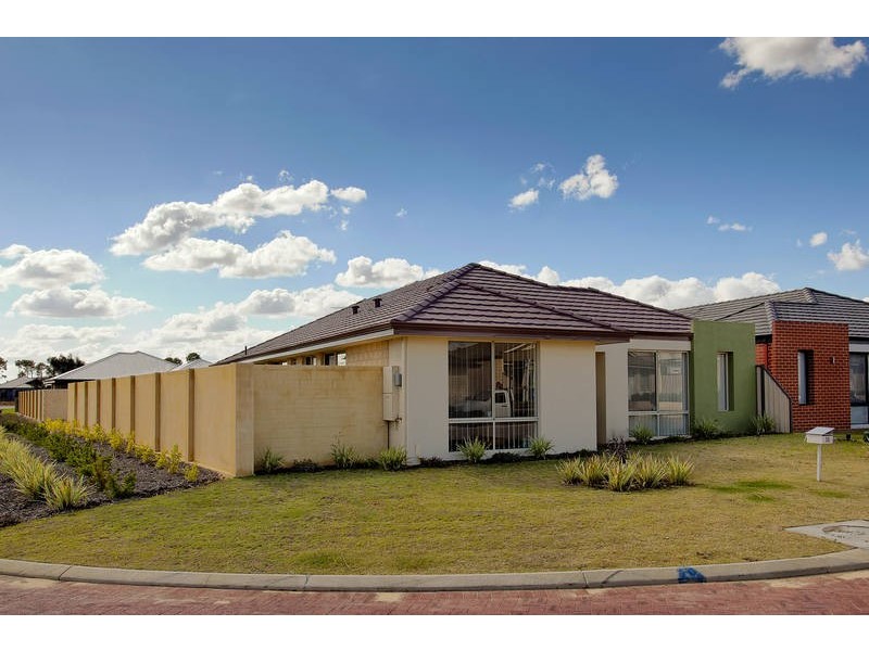 18 Teocote Crescent, Aubin Grove WA 6164