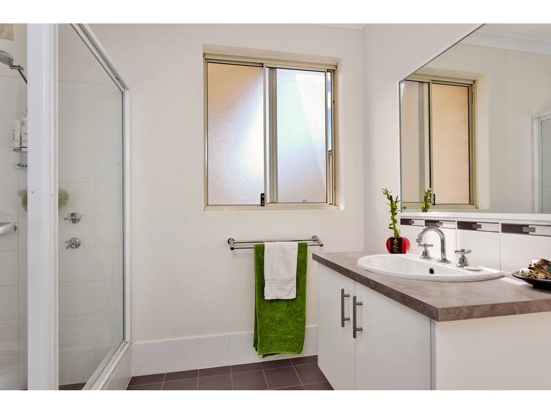 18 Teocote Crescent, Aubin Grove WA 6164