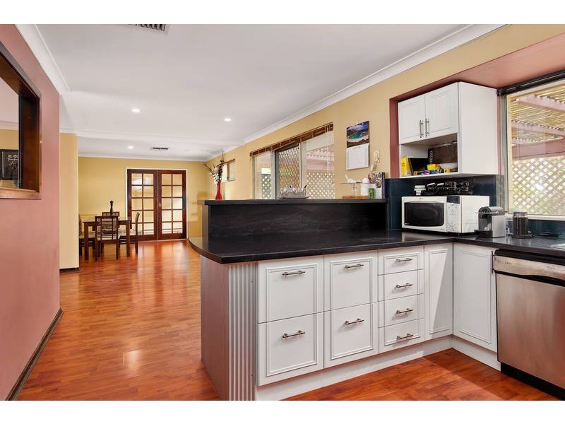 3B Jose Court, Samson WA 6163