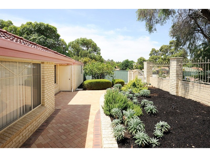 4 Boon Street, Willagee WA 6156