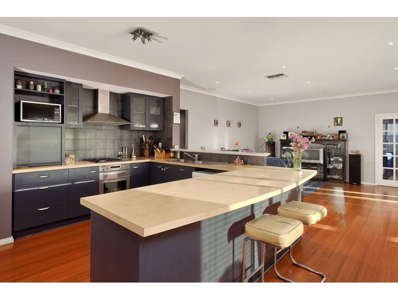 5 Ennerdale Blvd, Waikiki WA 6169