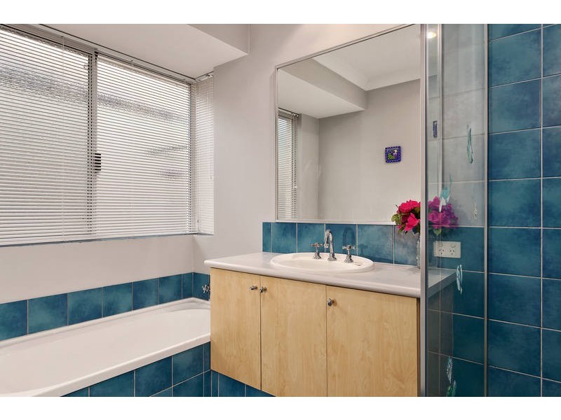 5 Ennerdale Blvd, Waikiki WA 6169