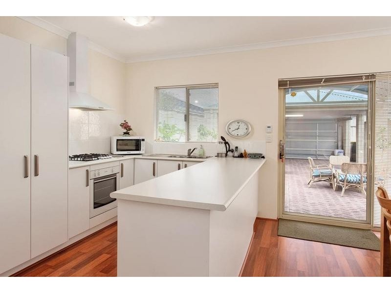 7B Teocote Crescent, Aubin Grove WA 6164