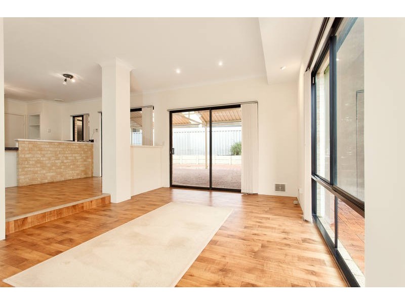 33 Roche Way, Beeliar WA 6164
