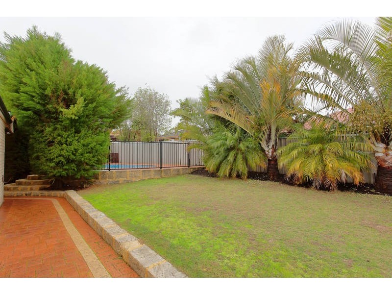 33 Roche Way, Beeliar WA 6164