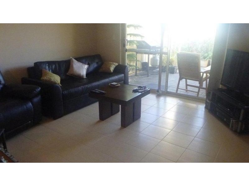 21 Weld Street, Rockingham WA 6168