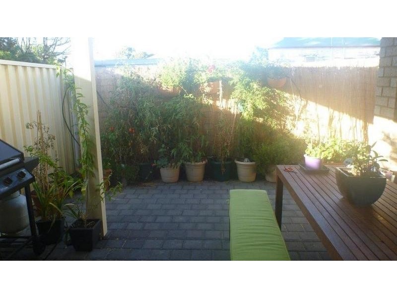 21 Weld Street, Rockingham WA 6168