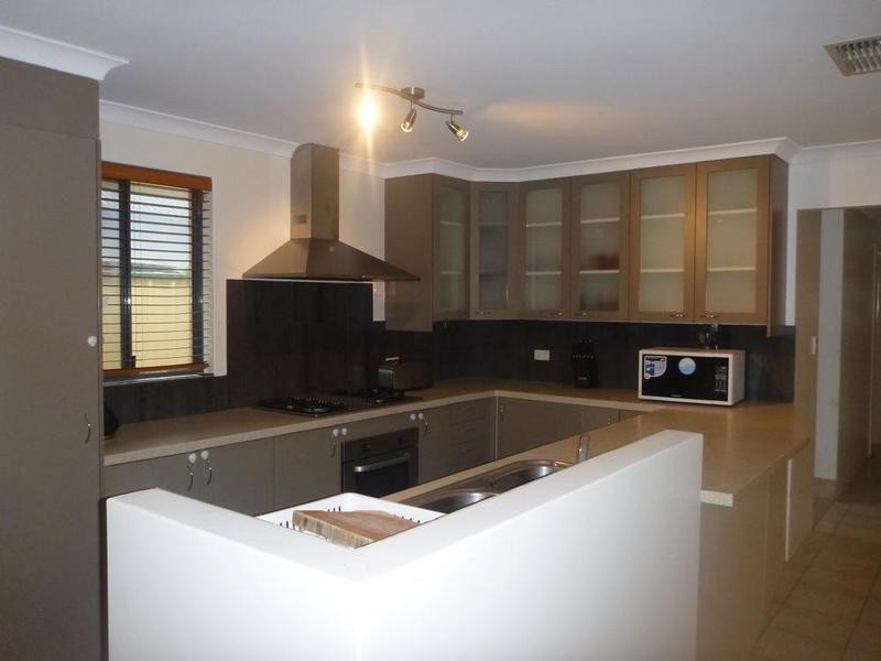 21 Domain Circle, Success WA 6164