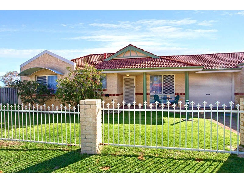 1/2 Argyle Place, Yangebup WA 6164