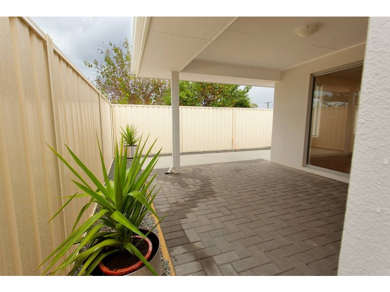 14A Erpingham Road, Hamilton Hill WA 6163