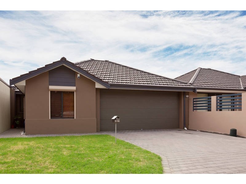 2/16 Coojong Link, Success WA 6164