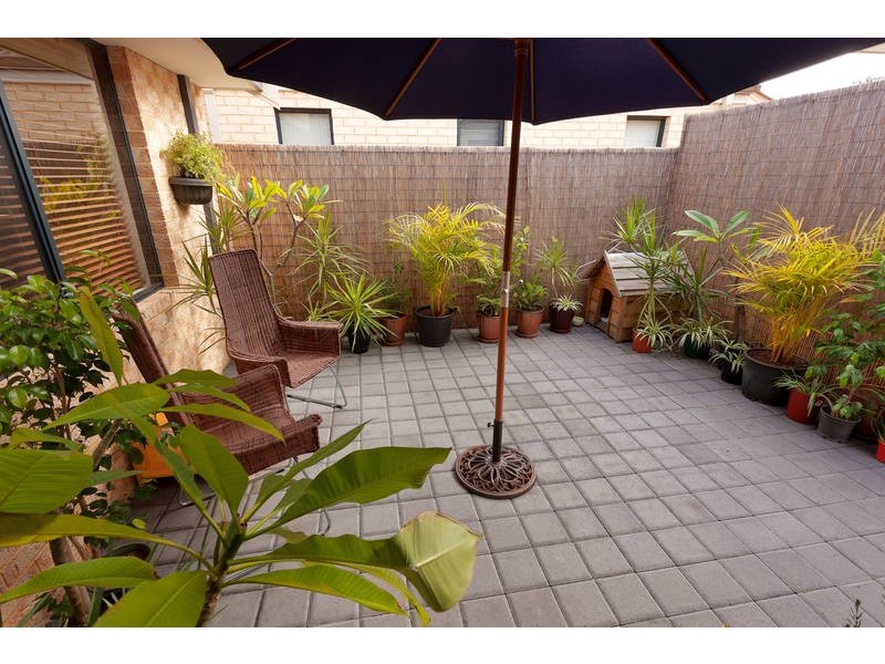 2/16 Coojong Link, Success WA 6164