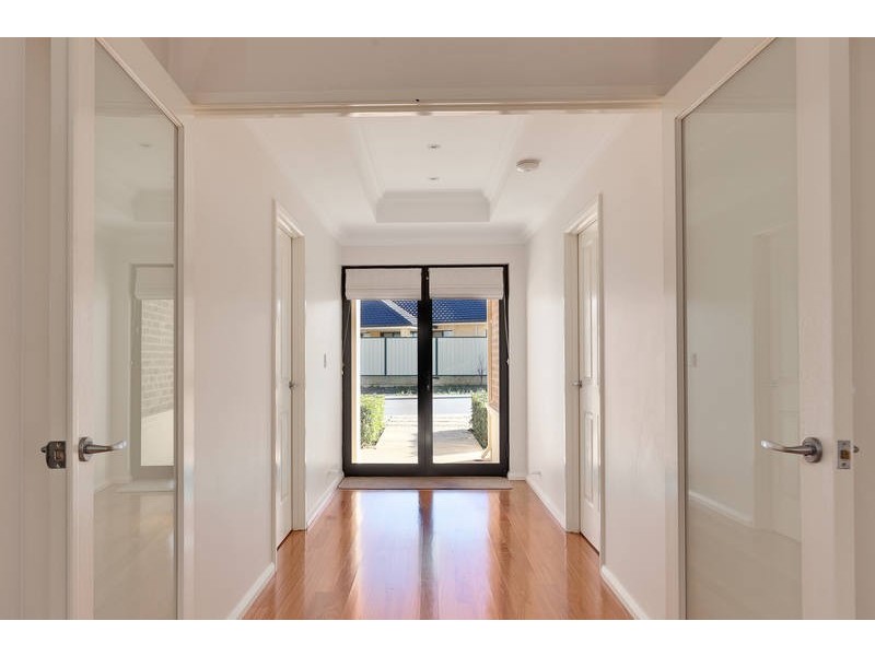 15 Staaten St, Hammond Park WA 6164