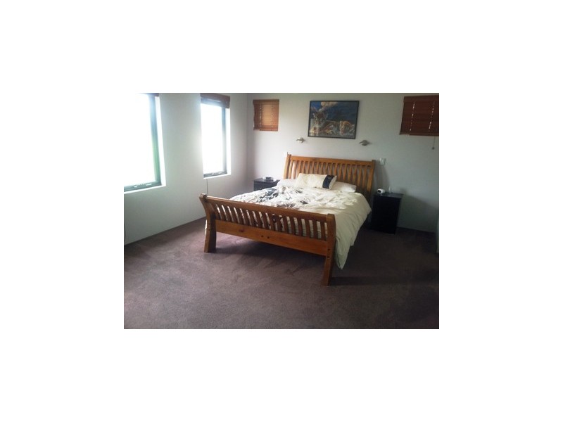 1 Brock Lane, Success WA 6164