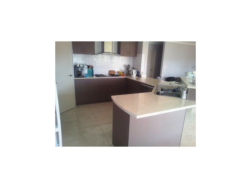 1 Brock Lane, Success WA 6164