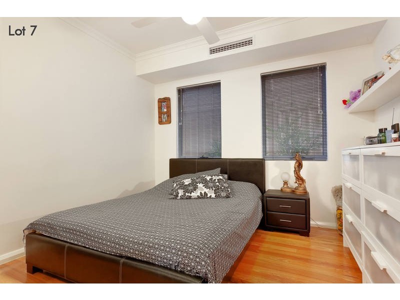 7/36 Swan Road, Attadale WA 6156