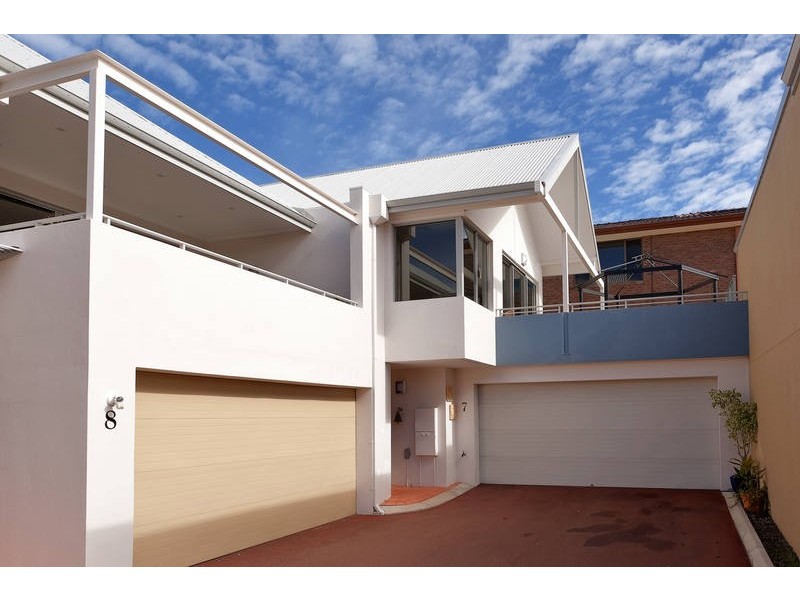 7/36 Swan Road, Attadale WA 6156