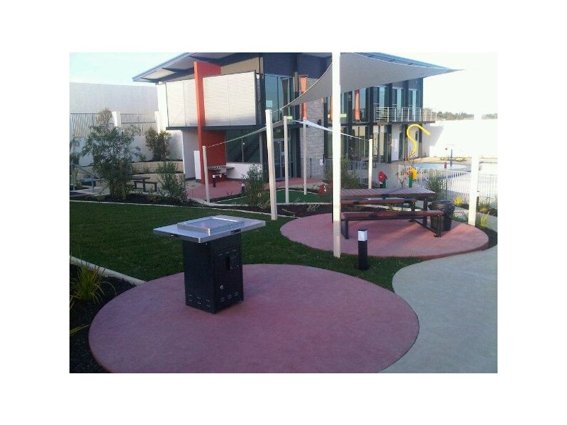 14/6 Ibera Way, Success WA 6164