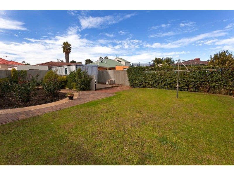 6 Sweeney Street, Kardinya WA 6163