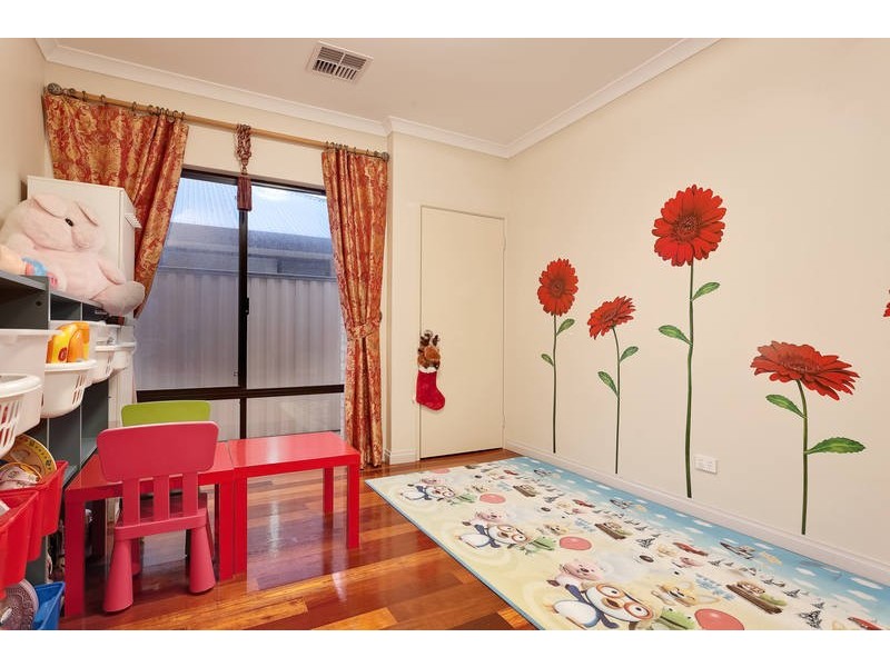 2 Minter Way, Aubin Grove WA 6164