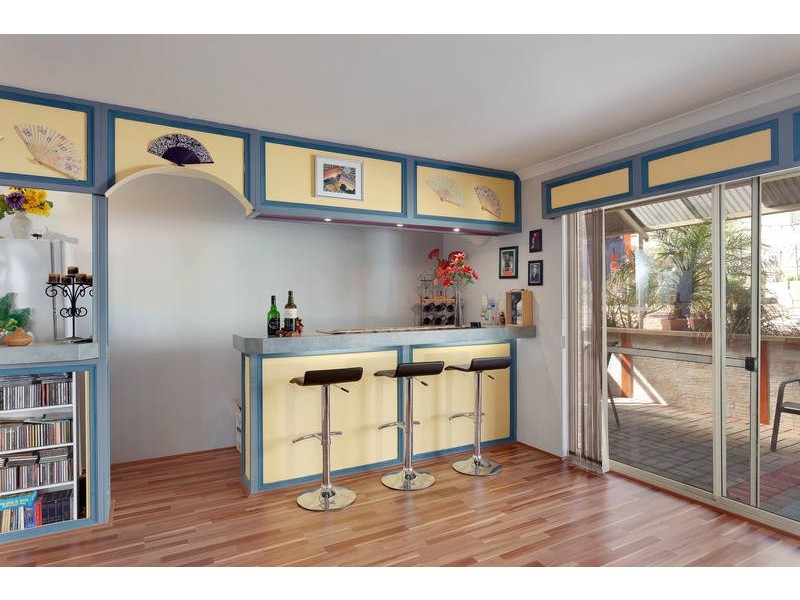 12 Imandra Circuit, Success WA 6164