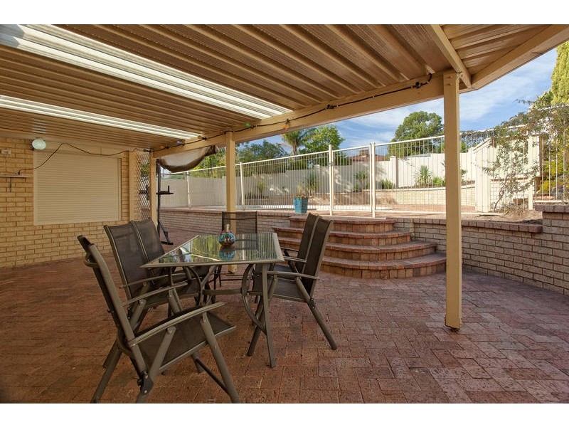 34 Williambury Drive, Yangebup WA 6164