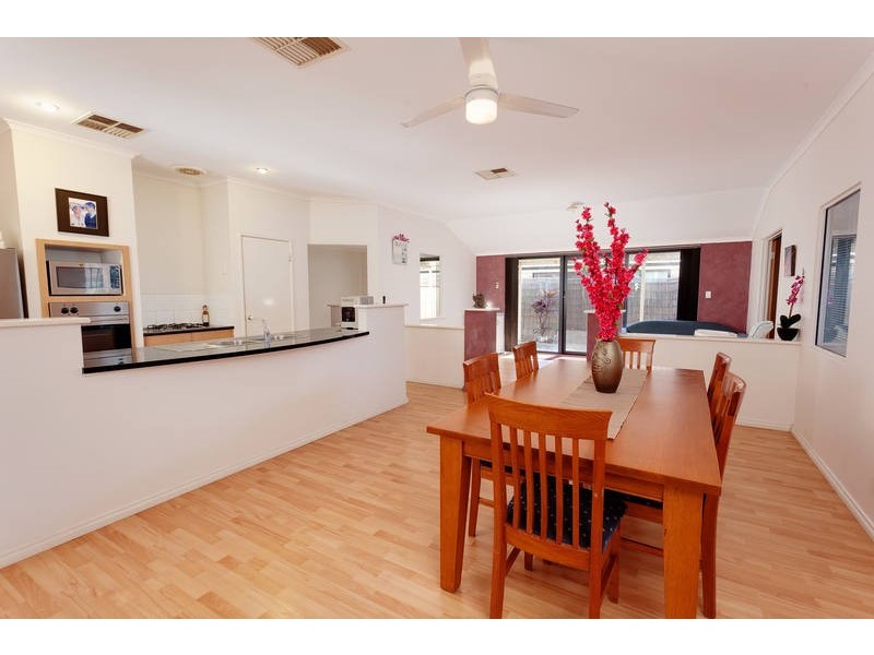 12 Glucina Street, Southern River WA 6110