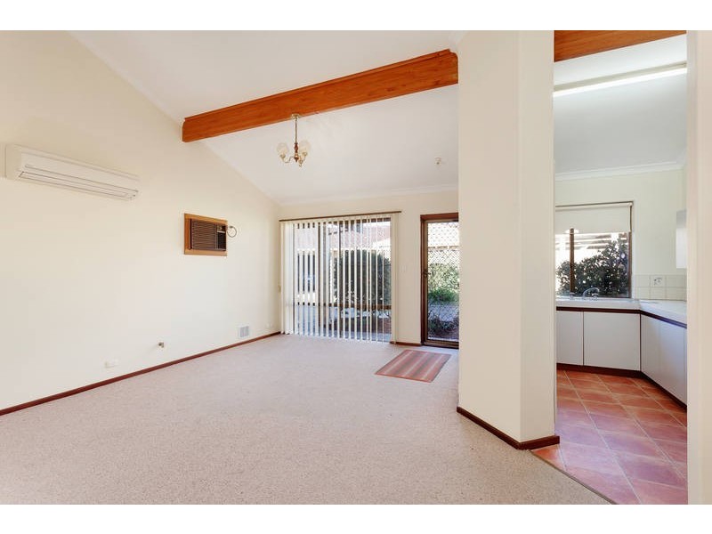 11/53 Holman Street, Alfred Cove WA 6154