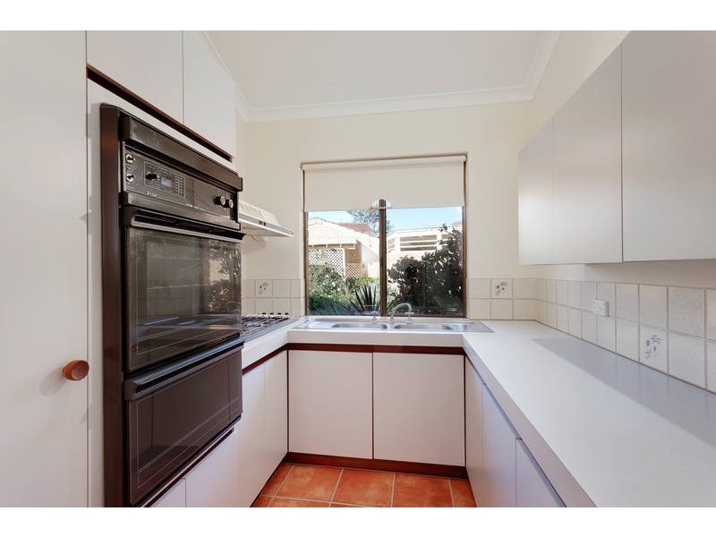 11/53 Holman Street, Alfred Cove WA 6154