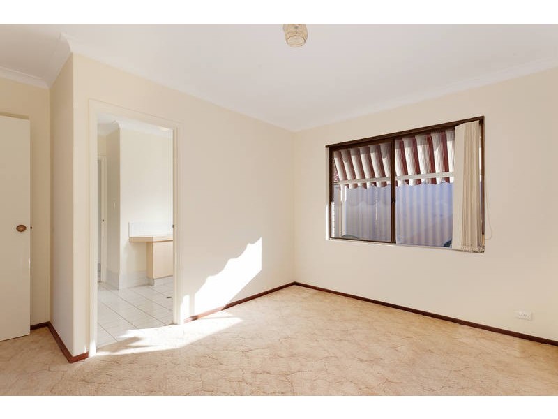 11/53 Holman Street, Alfred Cove WA 6154