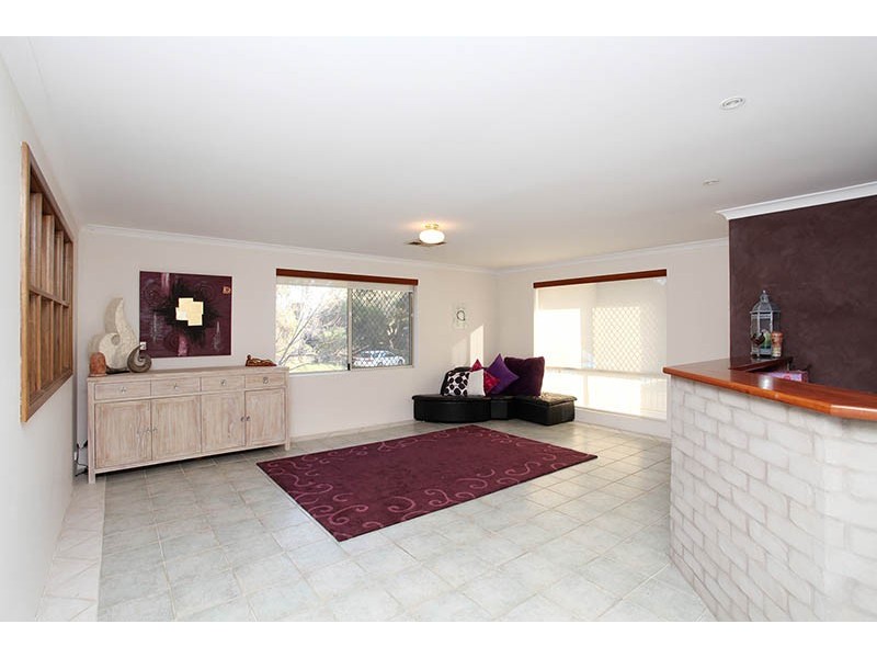 74 Harper Road, Banjup WA 6164