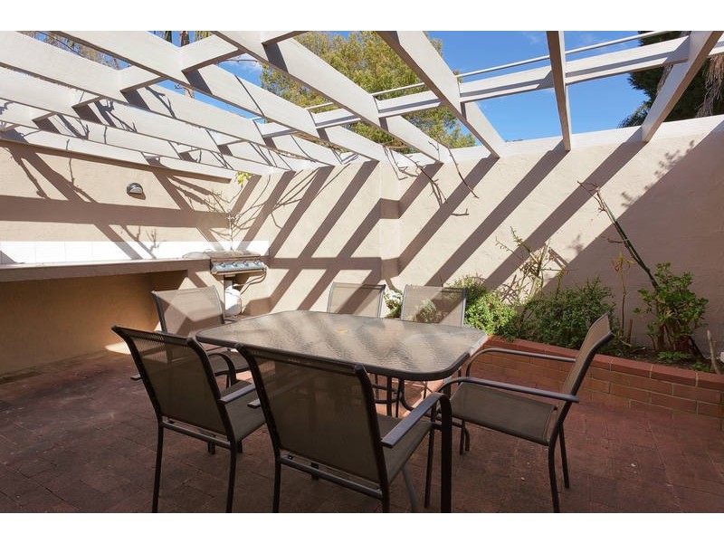 7 Atwell Court, Kardinya WA 6163