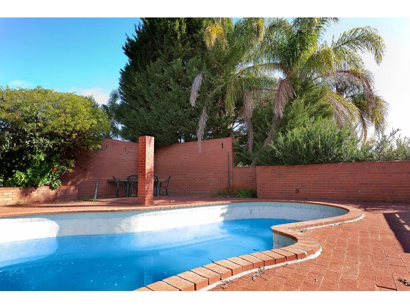 7 Atwell Court, Kardinya WA 6163