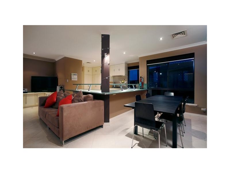 34 Le Souef Drive, Kardinya WA 6163