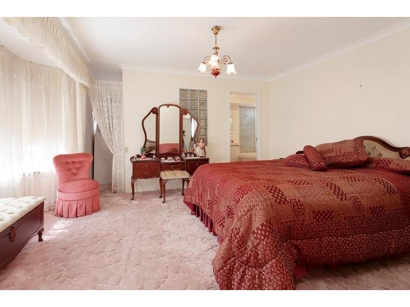 22 Fairmount Close, Bibra Lake WA 6163