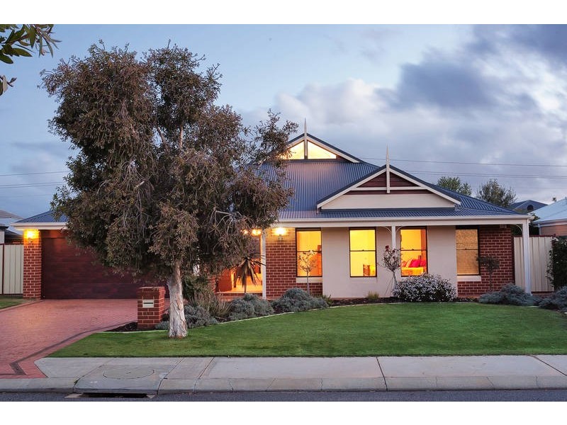 11 Cathedral Link, Aubin Grove WA 6164