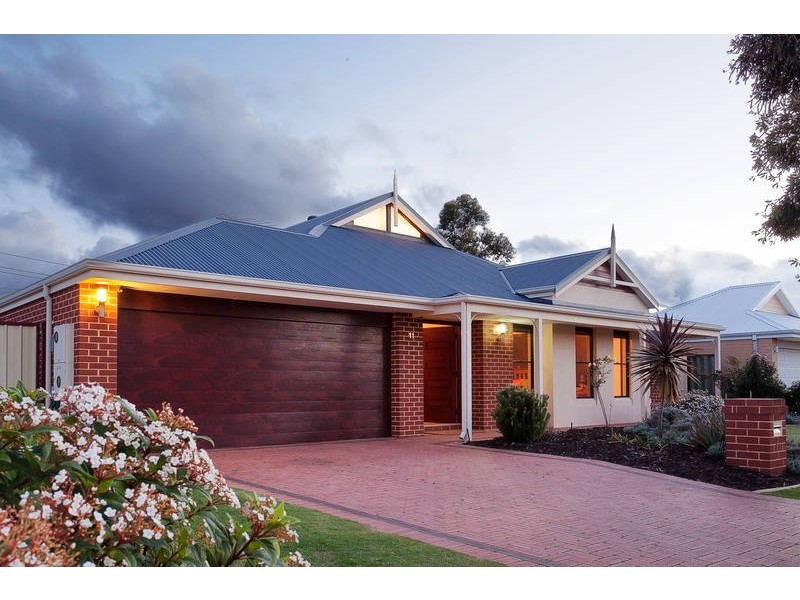 11 Cathedral Link, Aubin Grove WA 6164