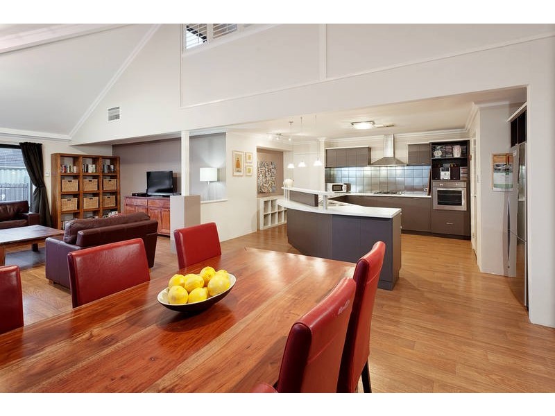 11 Cathedral Link, Aubin Grove WA 6164