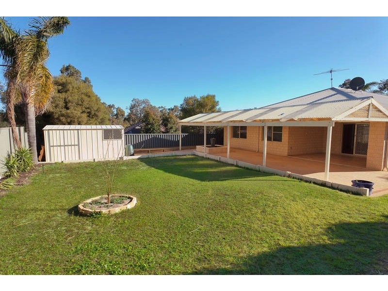 44 La Fayette Blvd, Bibra Lake WA 6163