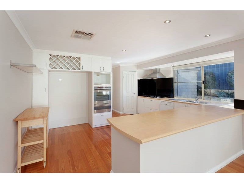 44 La Fayette Blvd, Bibra Lake WA 6163